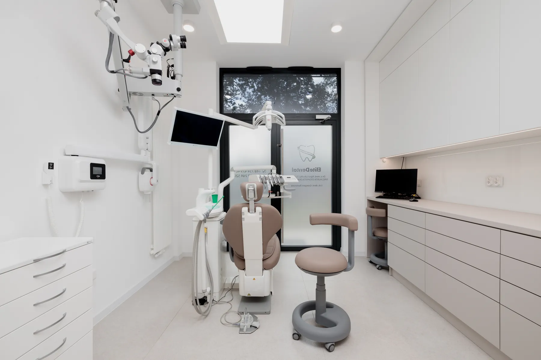 Nowoczesny gabinet zabiegowy EliteDental